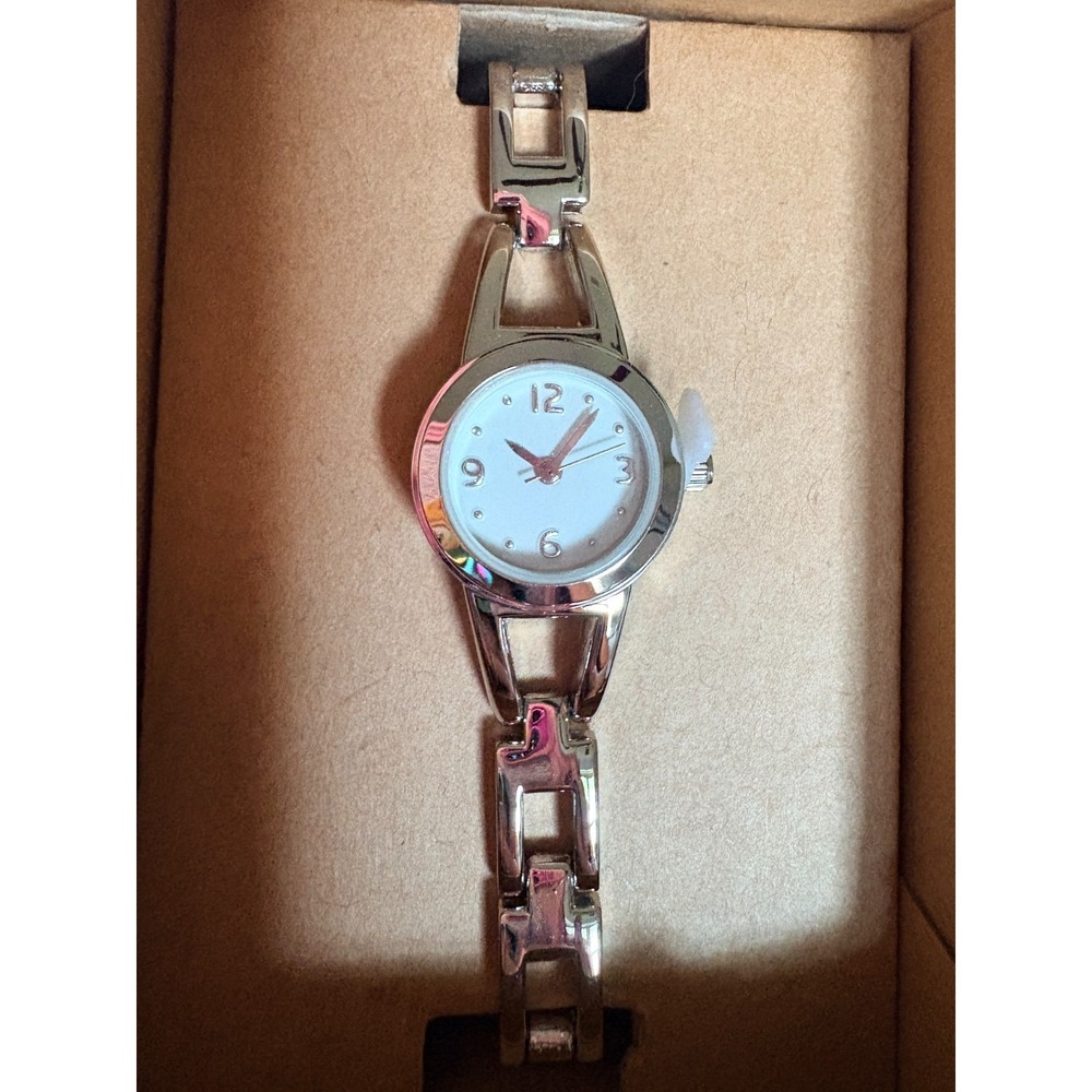 Womens Watch Silver Links, Removable Links - Target NIB - Picture 2 of 3